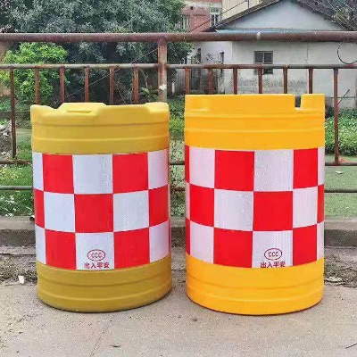 優(yōu)質(zhì)塑料滾塑6080防撞桶圓柱型吹塑桶蓋子反光膜隔離墩船型三