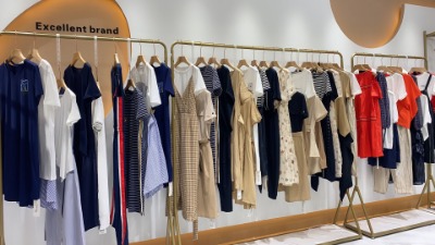 ���W��쳡�21�����r�����e