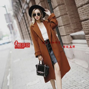 ������(d��ng)��@Ʒ��Ů�bβ؛���l(f��)/17�¿��p���ش��´���߷�50��