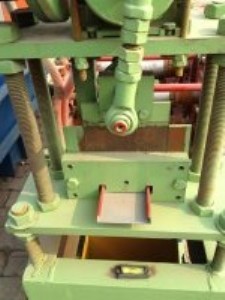 �����߾���75ֱ�ǿ۰�C��r