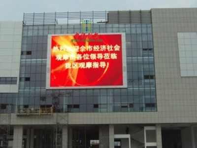 ����(y��ng)���͸�����≦�wled�@ʾ��