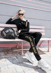 �ڰ�����19����r�г����\(y��n)�����b����(bi��o)�Rȫ�߷�β؛���l(f��)