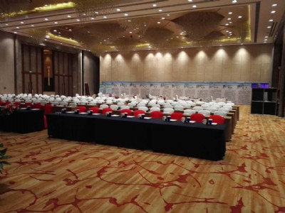 ���ݲ���ͬ���g����