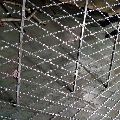 �ϲ���\��Ƭ�̽z�L�\�S�ҾŽ���Ƭ���K�L�\