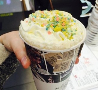 �ϲ����ɫ�����y�ֹ��M��