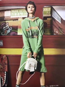 ��hһ����Ʒ��Ů�b18���ۿ����lβ�����