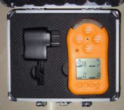 �ĺ�һ�z�y�x��r/�ĺ�һ���w�z�y�x�S��