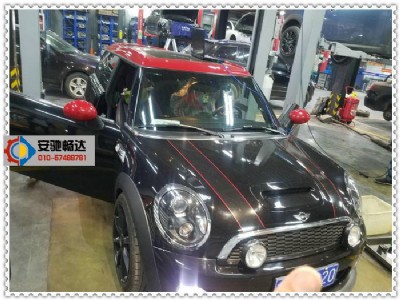 mini jcw�ܼ��b�{��ģ�K��