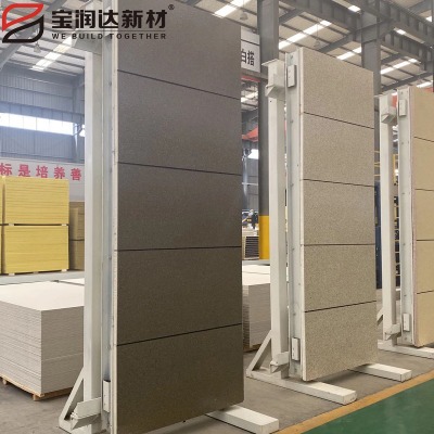 �����≦����һ�w��S�� һ�w���b�ÿƽ�r��