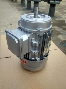 ���ஐ��늙C 370w-b14 �������a100 ���~��