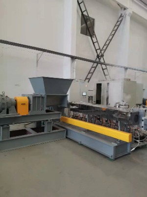 �S��ֱ�r����������C �Gɫ�h�����ĸ��������Cysd-150l