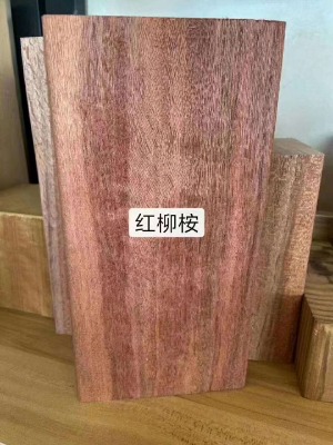 ����ľ������