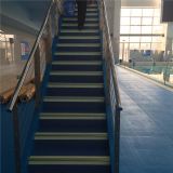 �l���X�l���_�A̤����ҹ���X�l���o����ɢ���R