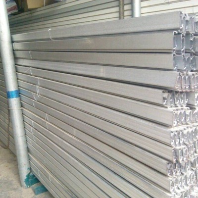 ����������\��䓏S��