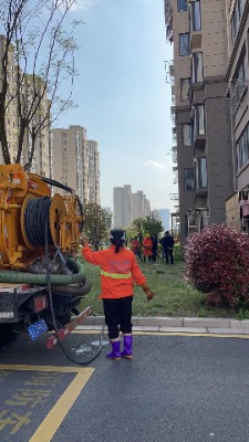 �����^��ˮ��������ϴ��ͨ�҃�����ˮ�ܵ�