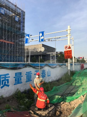 �����^���۹ܵ���ͨ���޹�����ˮ�ܵ����ٙz�y�ޏ�