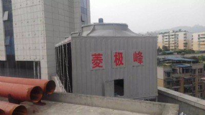 �������s������