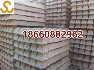 600܉��ˮ����ľ�S�ң����ˮ��܉��ֱ�N���V��ˮ����ľ