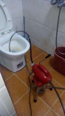 ·���^�����RͰ�S�ޣ��RͰ��ͨϵ�Ԓ