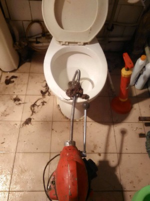 ��ɽ·���^(q��)�f��24С�r���T��ͨ�RͰ���Ԓ