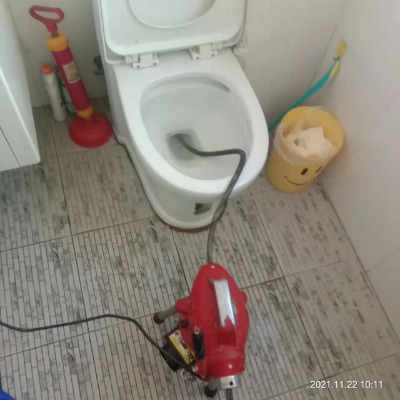 ��ɽ·�ϸ����ܵ���ͨ��ˮ�Ԓ���M(f��i)���T(m��n)