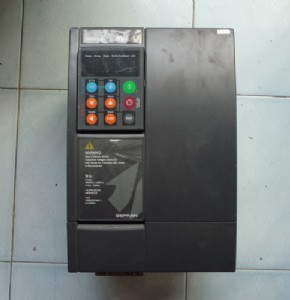 ����׃�l���S��