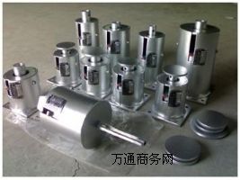 �������ɽM��