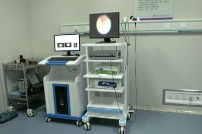 ����R����վ