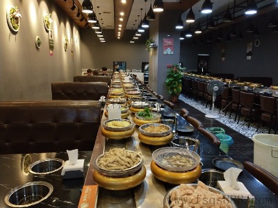 自助小火鍋設(shè)備 回轉(zhuǎn)小火鍋設(shè)備 旋轉(zhuǎn)小火鍋設(shè)備