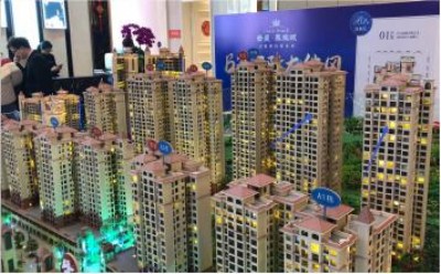 ��خ�^���I����ɳ�Pģ�͵ďS��