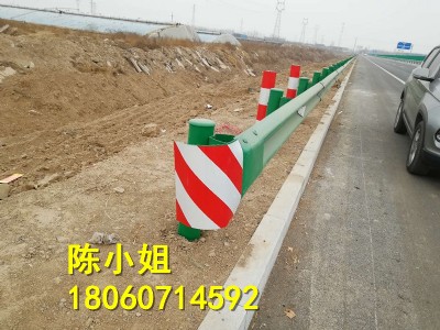 �����˴���·�������o�ڷ�ײ�����o�ڰ�r��