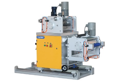 �����С������Ĥ�D���C��򞾀