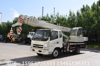 �gӭǰ���xُ������܇��ͨ�S��ֱ�N8����܇С�͵�܇