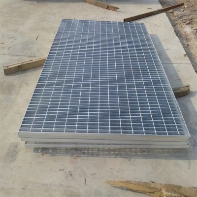 �ӱ���\���w�山���������̤������򉺺�����̤����