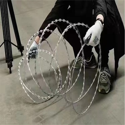 �ӱ��̽z�L�\�S�Һ��ϲ��P䓴̾W���ݙC�����簲ȫ�����W