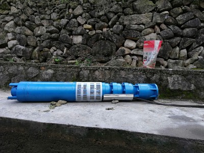 ����������Ȫ��Ȫˮ�ýӾ���ϵ�y ���χ�Ȫ �Lɳ��Ȫ