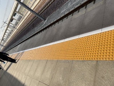 ���е�ä���u  ���Ͽ�����ȫ��ä���u���a�S��