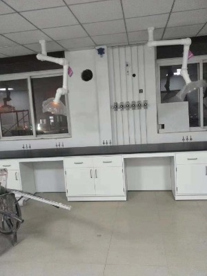 ������ƽ�����ͨ�Lϵ�y���죬��ƽ����Қ�·���b����