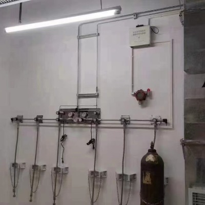 �F����������Қ�·�OӋ���b��˾��