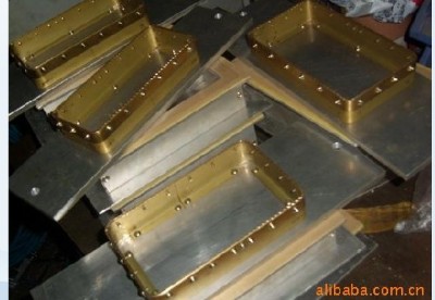 ɳ�����ܲ�ģ��ֱ�N�S��