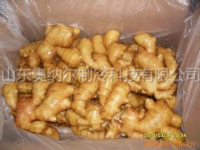 �������r���