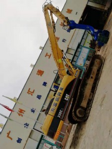 �Ĵ�ȥ�������ھ�C�򘶱�