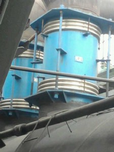 �����U�M���Ͳ��y�a����