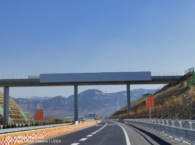 青銀高速濟(jì)南跨線橋廣告牌