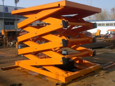 �����ȷ��̶�ʽ�����C�������C�r�񣬼�ʽ�����C��Һ�������C