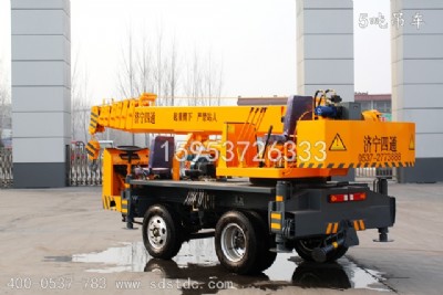 ��늃����r��С�͵�܇ ������ͨ��܇�r��