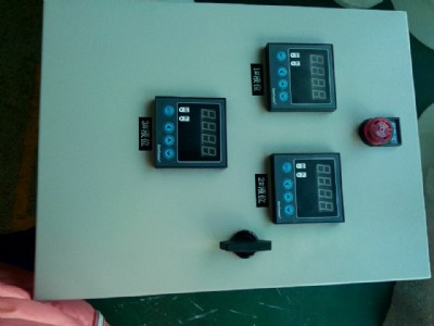 �܄��͸ߵ�Һλ���������͸�Һλ����