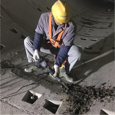 ��ɽ�����Ҷ�©��˾