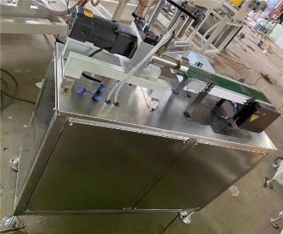 ����ľ�R��΢�������D���C