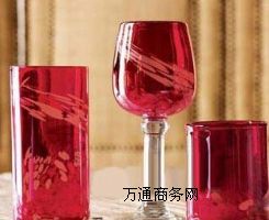 ����Ʒ�ƽ��԰l(f��)�S�ҹ����ߜ�͸��������ϲ�����ī����